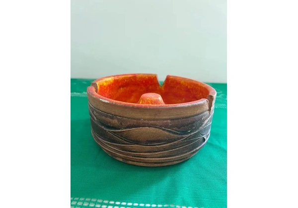 Cinzeiro Cerâmica 18x7cms Antigo (crédito, débito, Pix e PicPay )