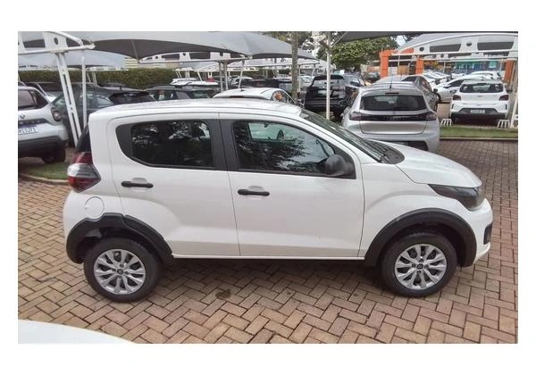 Fiat Mobi 2023 1.0 evo flex like. manual