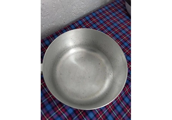 Panela de alumínio