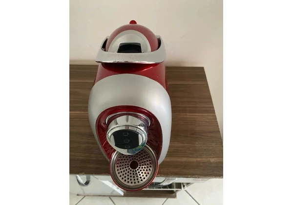 Cafeteira três corações