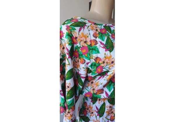 Vestido Floral Branco - Tamanho M
