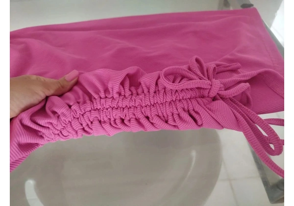 Vestido Rosa Pink com fenda lateral - Tamanho P