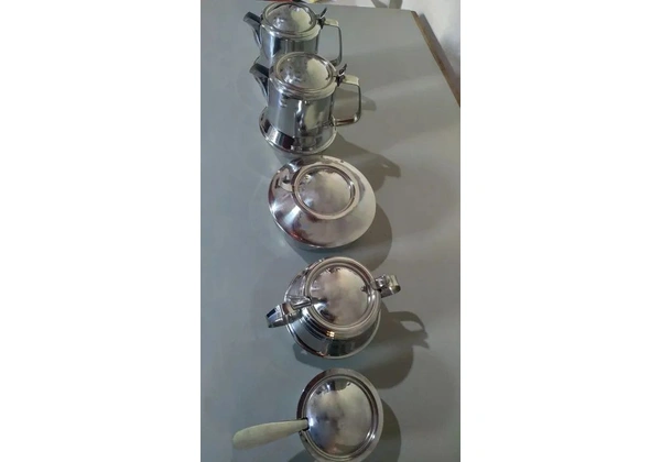 Conjunto de Jogo de Chá e Café em Aço Inox - 5 peças