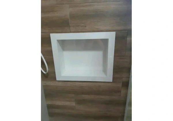 NICHOS DE PORCELANATO .