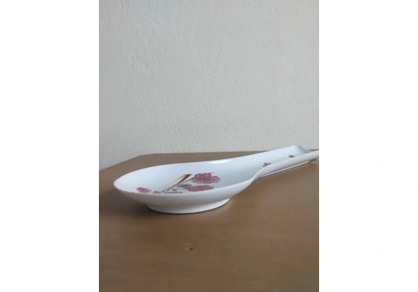 Kit com 2 descanso para colher e talheres em melamina decorado - cor branco
