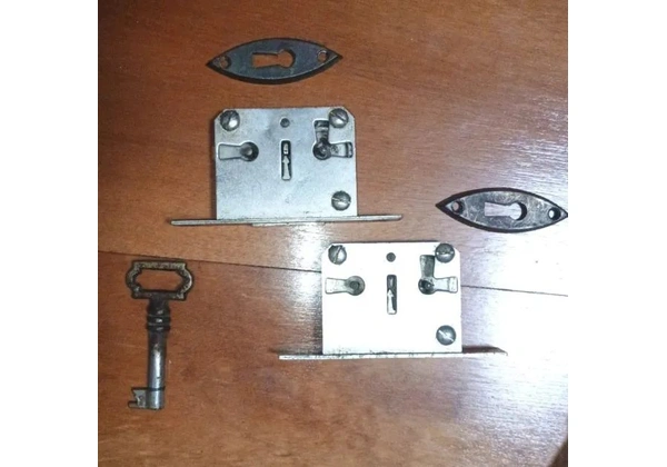 MINI FECHADURA PARA MÓVEIS
