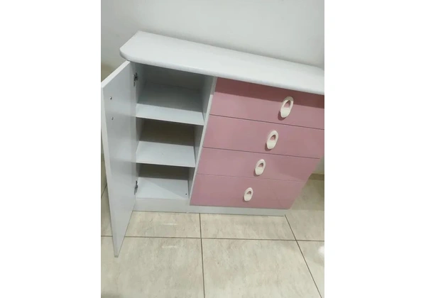 Vendo cômoda infantil no precinho pra ir logo!!!!!