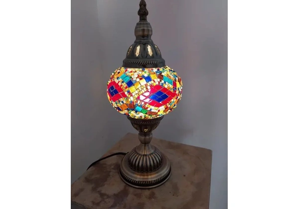 LUMINÁRIA ABAJUR TURKO DE MESA
