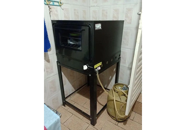 Forno multiuso para bolos, pizzas, assados