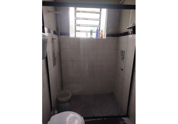 Vendo Box de banheiro