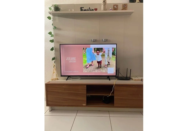 Vendo homer em madeira