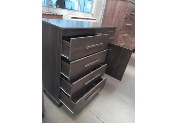 CÔMODA SAPATEIRA NOVA, LEIAM: