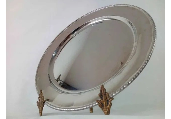 PRATO PARA BOLO RENDONDA EM INOX, BORDA CORDÃO, VINTAGE, NOVO.