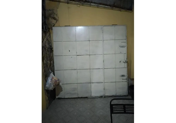 Portão de chapa