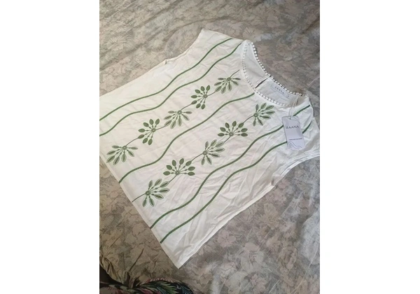 Blusa bege M tricô blusa branca detalhes de renda G