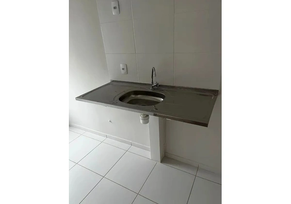 Pia de cozinha com cuba e torneira