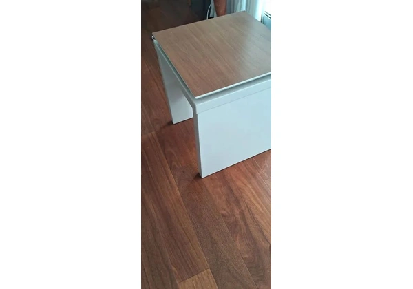 Vendo mesinha de canto