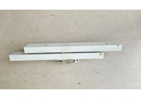 Varal de muro em alumínio branco para 4 cordas