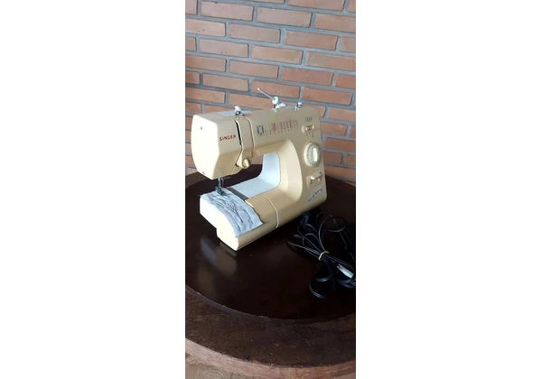 Máquina Singer Zigzag