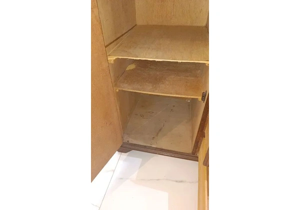 Cômoda sucupira
