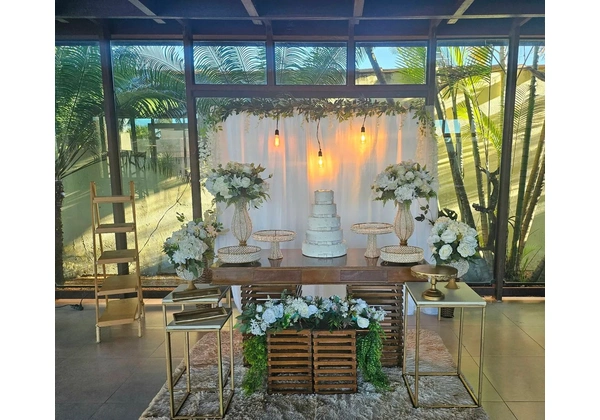 Mesa e decoração festa