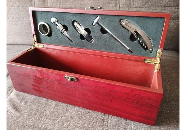 Kit para servir vinho muito novo