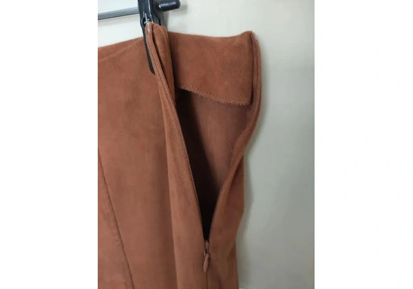 YESSICA calça Suede Tam 44