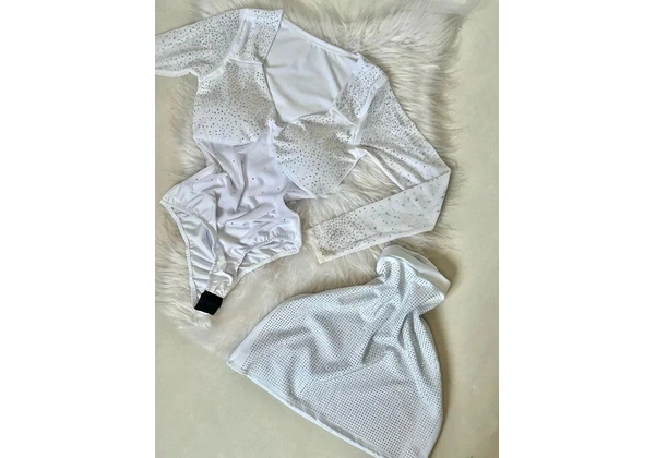 Body e Saia Branco com Pedrarias