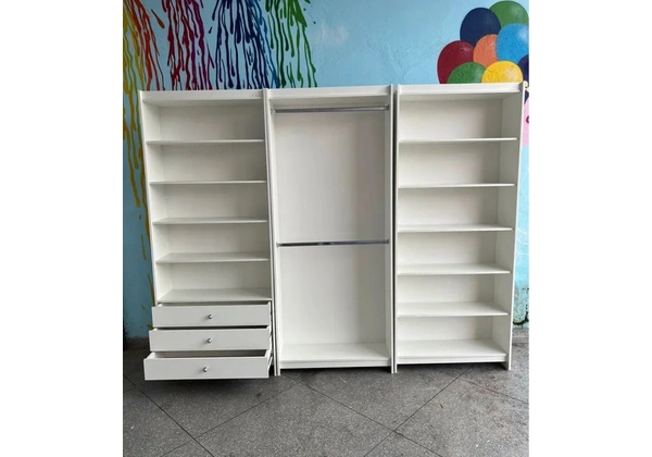 KIT CLOSET 220 CM DE ALTURA - NOVO