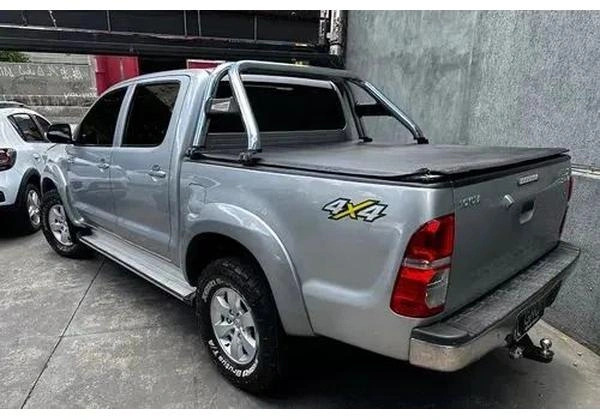 Hilux a venda