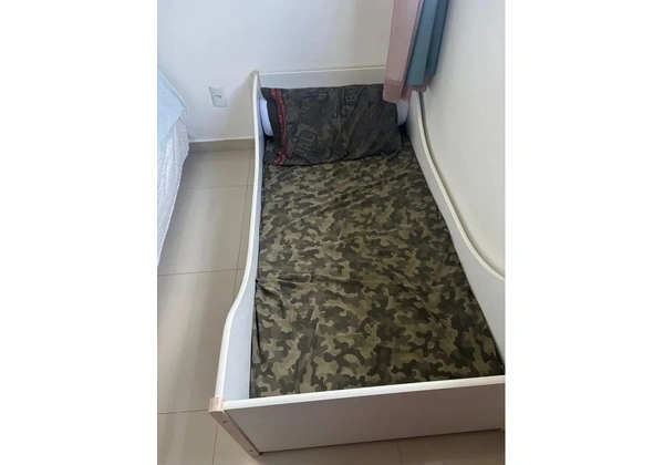 Cama Infantil montessoriana Tok&Stok Pin play