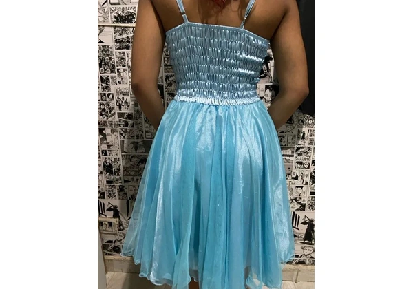Vestido azul curto de festa