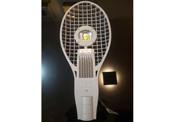 Iluminação pública racket model led 60 w bivolt