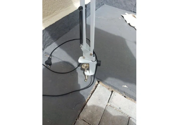 Luminária com Lupa e Led p/ Estética /Beleza