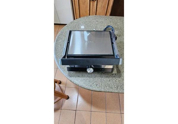 Grill sanduicheira Master Press Philco 180 inox 127v