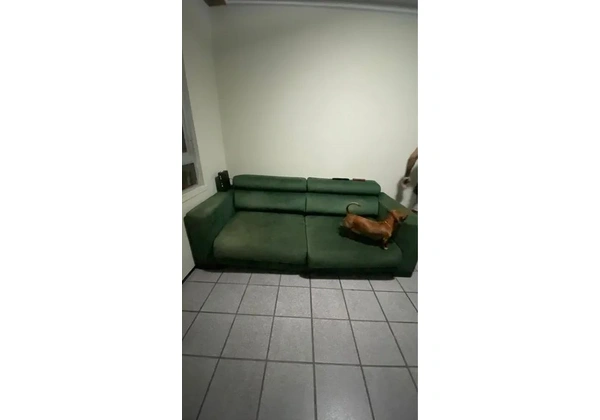 Sofá retrátil verde 4 a 5 lugares (2 metros)