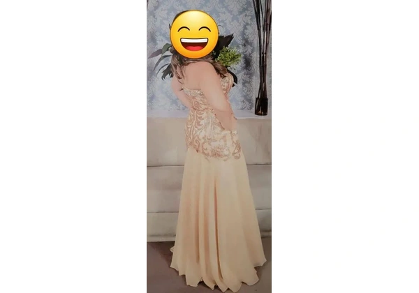 Vestido de festa bordado