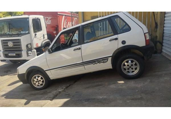 Uno 2006 basico