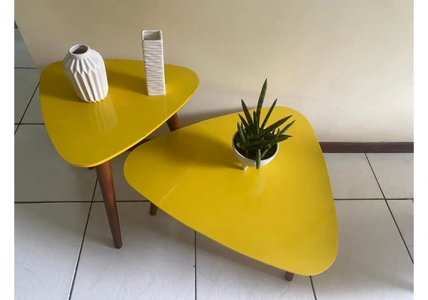 Mesinha de decoração/ sala