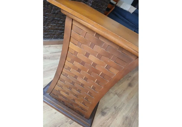 Conjunto Mesa com 4 cadeiras em madeira