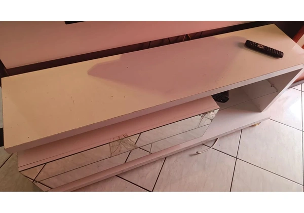 Rack com painel com luz- usado