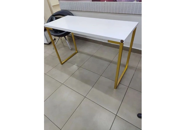 Mesa manicure nova