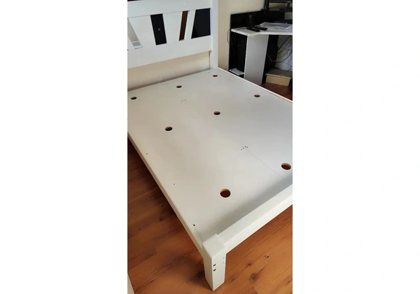 Cama de casal e colchão