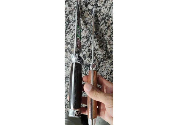 Facas de Aço Solingen 18/10 com Bainha