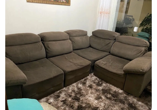 Sofá de Canto em Suede Marrom