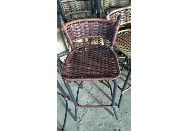 Banquetas em (fibra sintética)