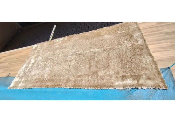 Vende -se Tapete para sala !