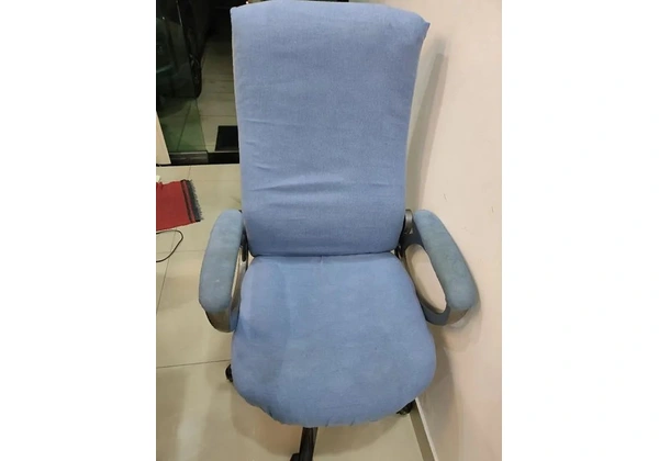 Cadeira diretor por 250, 00