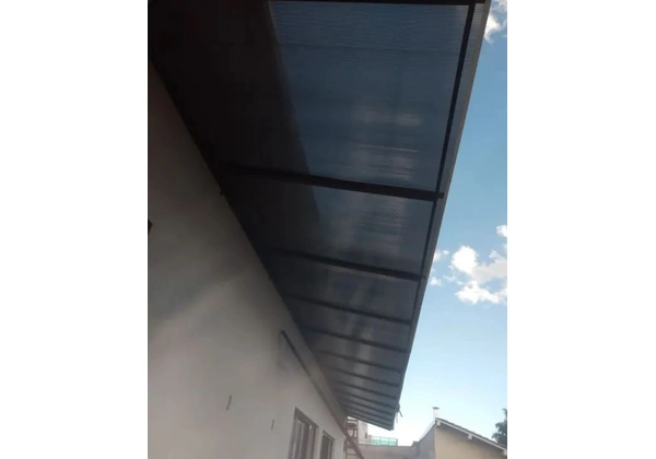 Toldos e cobertura em Policarbonato