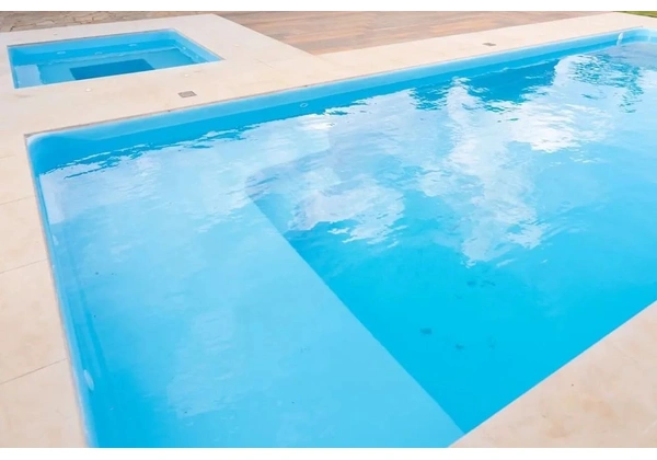 Piscina em ótimo estado
